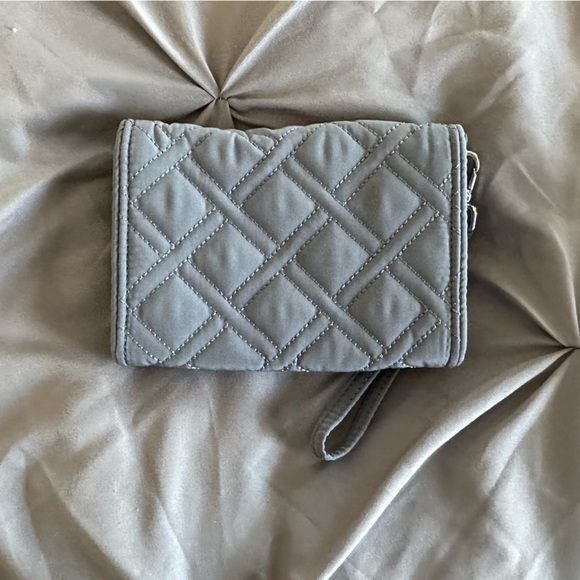 Vera Bradley wristlet set - Picture 9 of 10